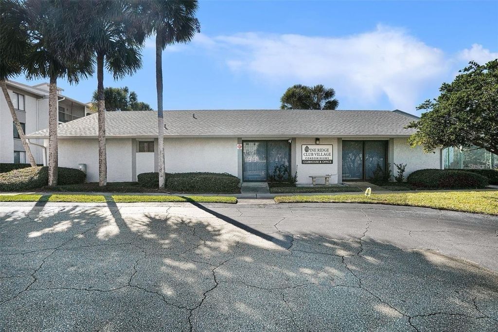 Photo of 1512 S Pine Ridge Circle #12, Sanford, FL 32773 (MLS # O6390698)