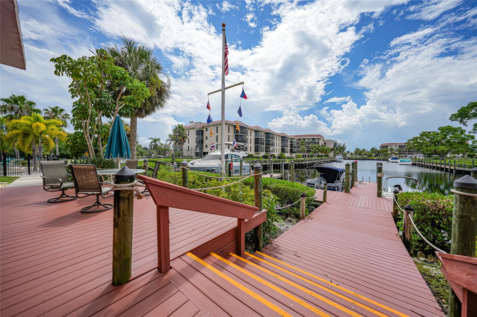 EMERALD POINTE TWNHS PH 05 - Residential