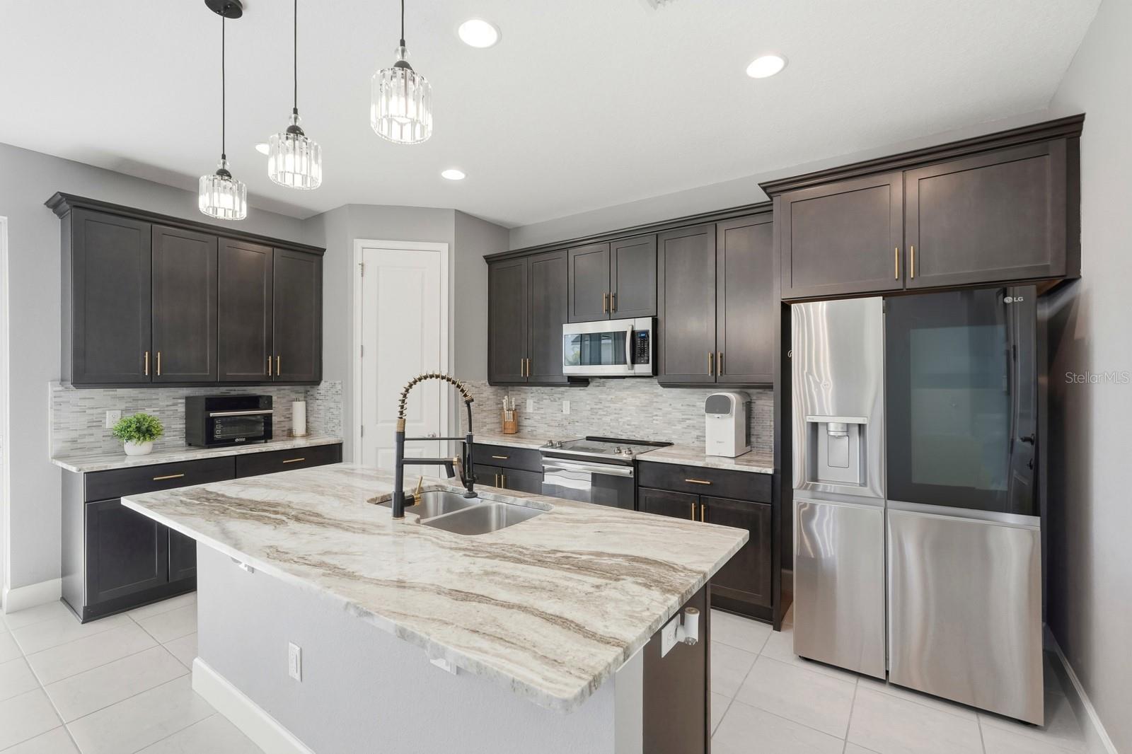 MOSAIC PH 1A - Residential