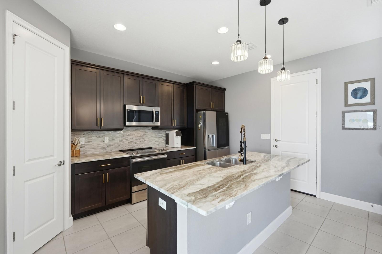 MOSAIC PH 1A - Residential