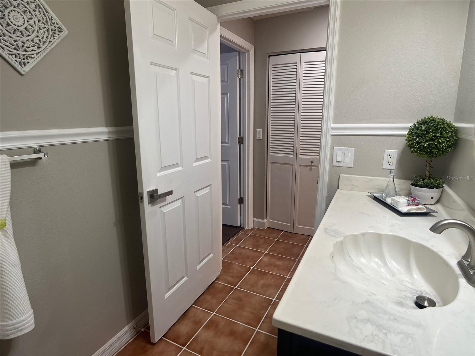 LEESBURG ROYAL OAK ESTATES - Residential