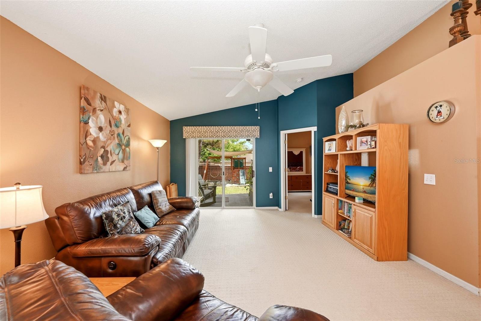 CUTTERS CORNER - Residential