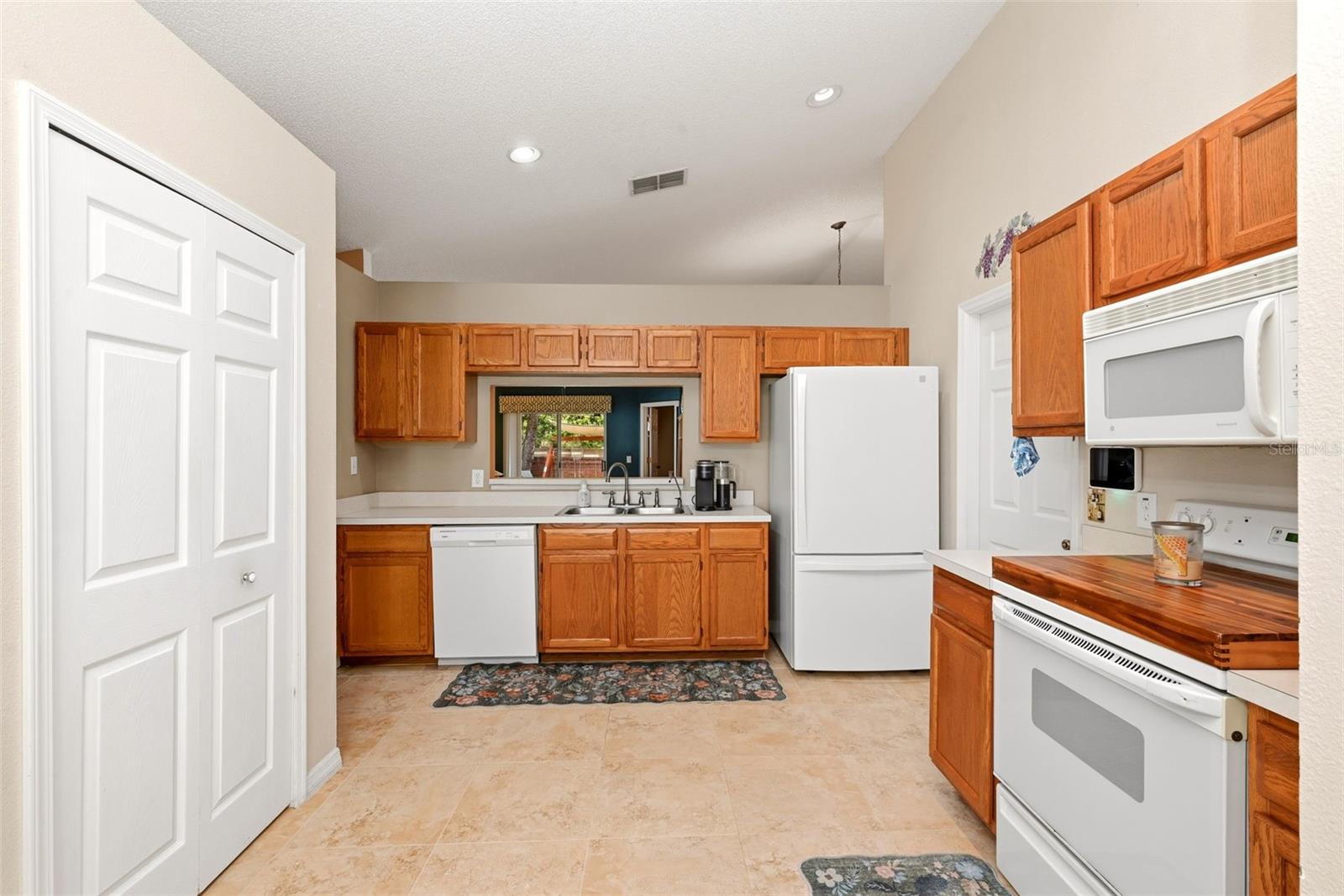 CUTTERS CORNER - Residential