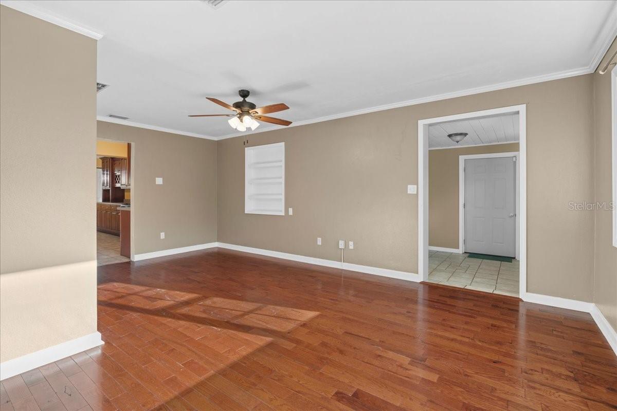3404 NW 4TH STREET