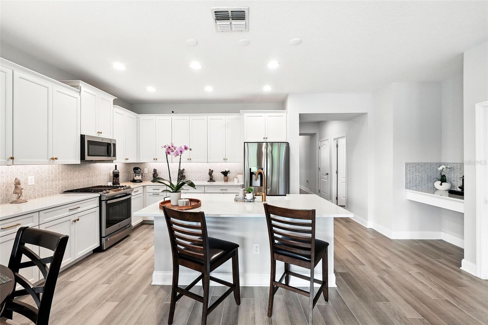 ENCORE AT OVATION - Residential