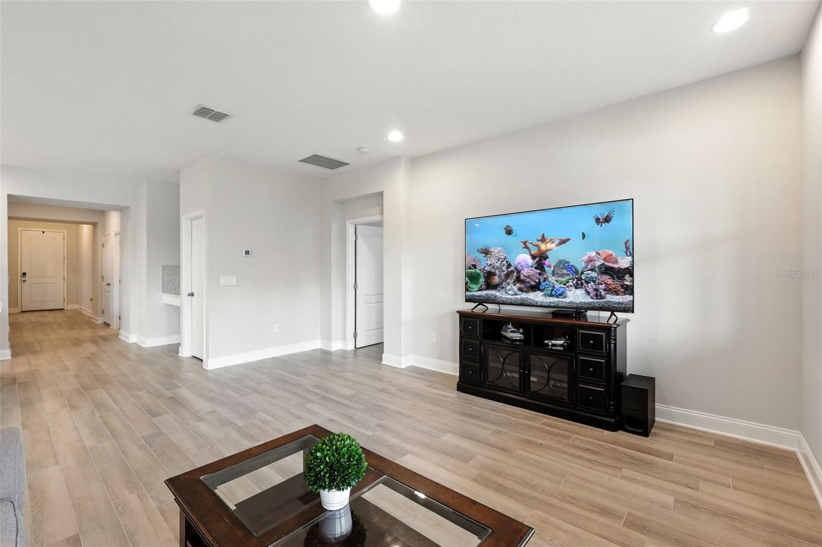 ENCORE AT OVATION - Residential