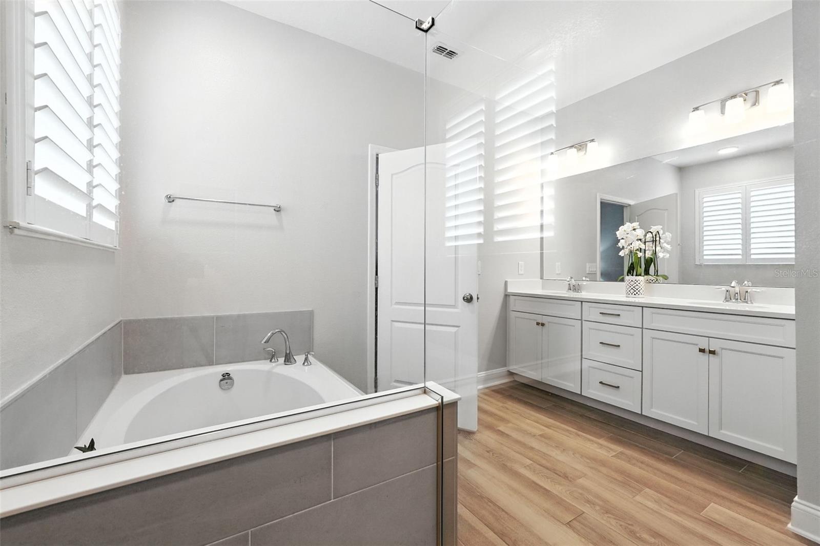 ENCORE AT OVATION - Residential