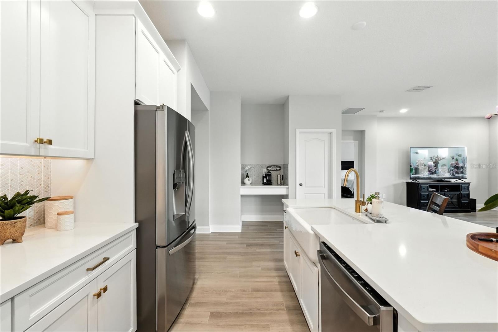 ENCORE AT OVATION - Residential