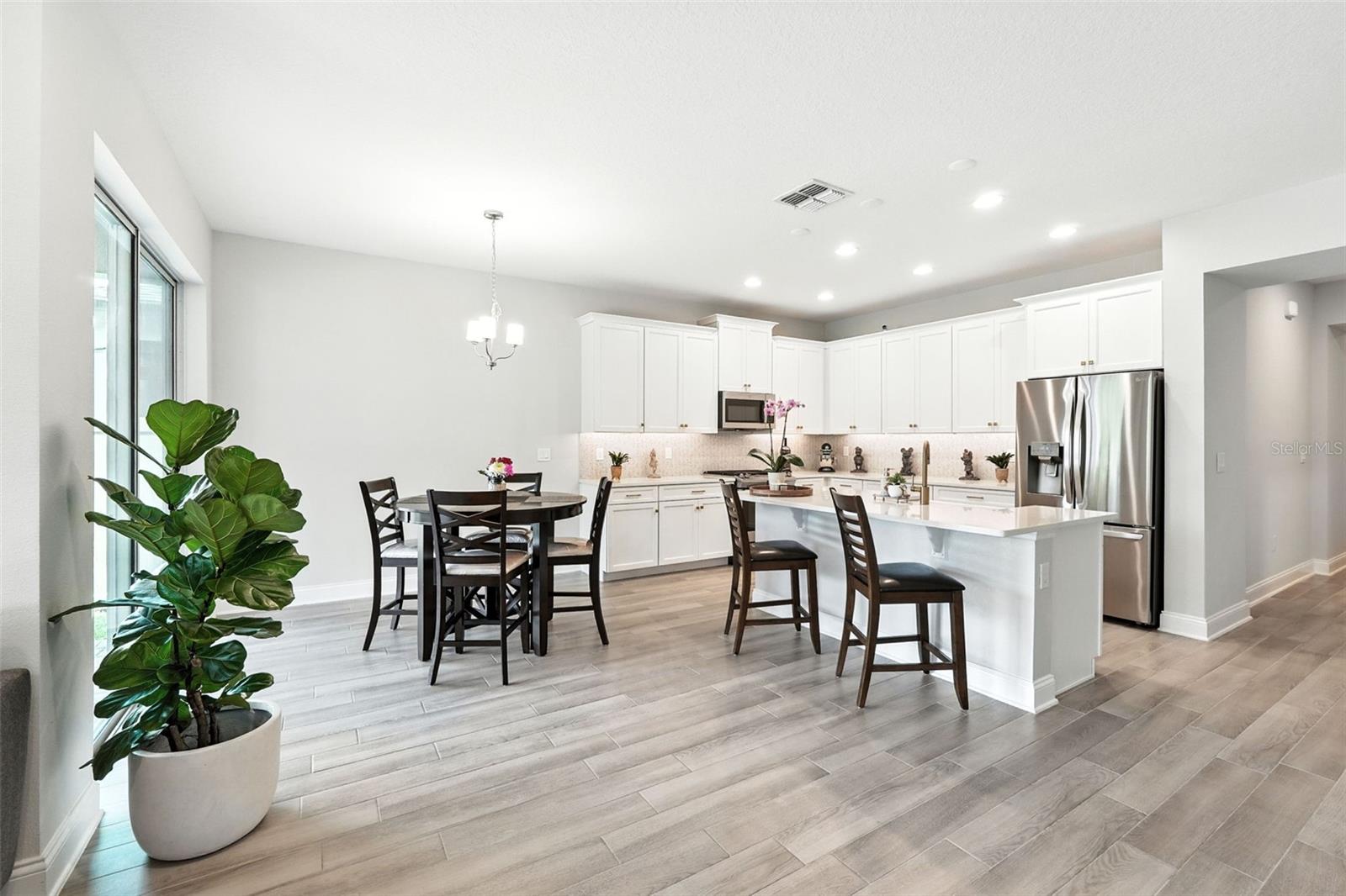 ENCORE AT OVATION - Residential