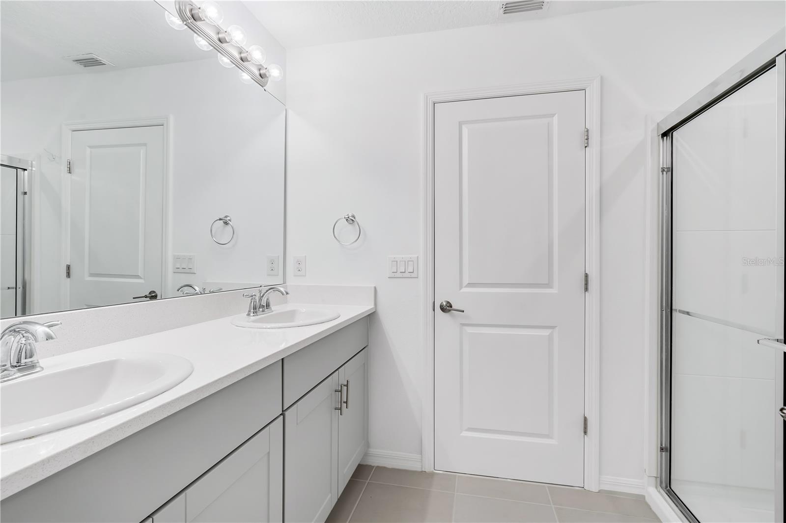 TIERRA DEL SOL EAST - Residential