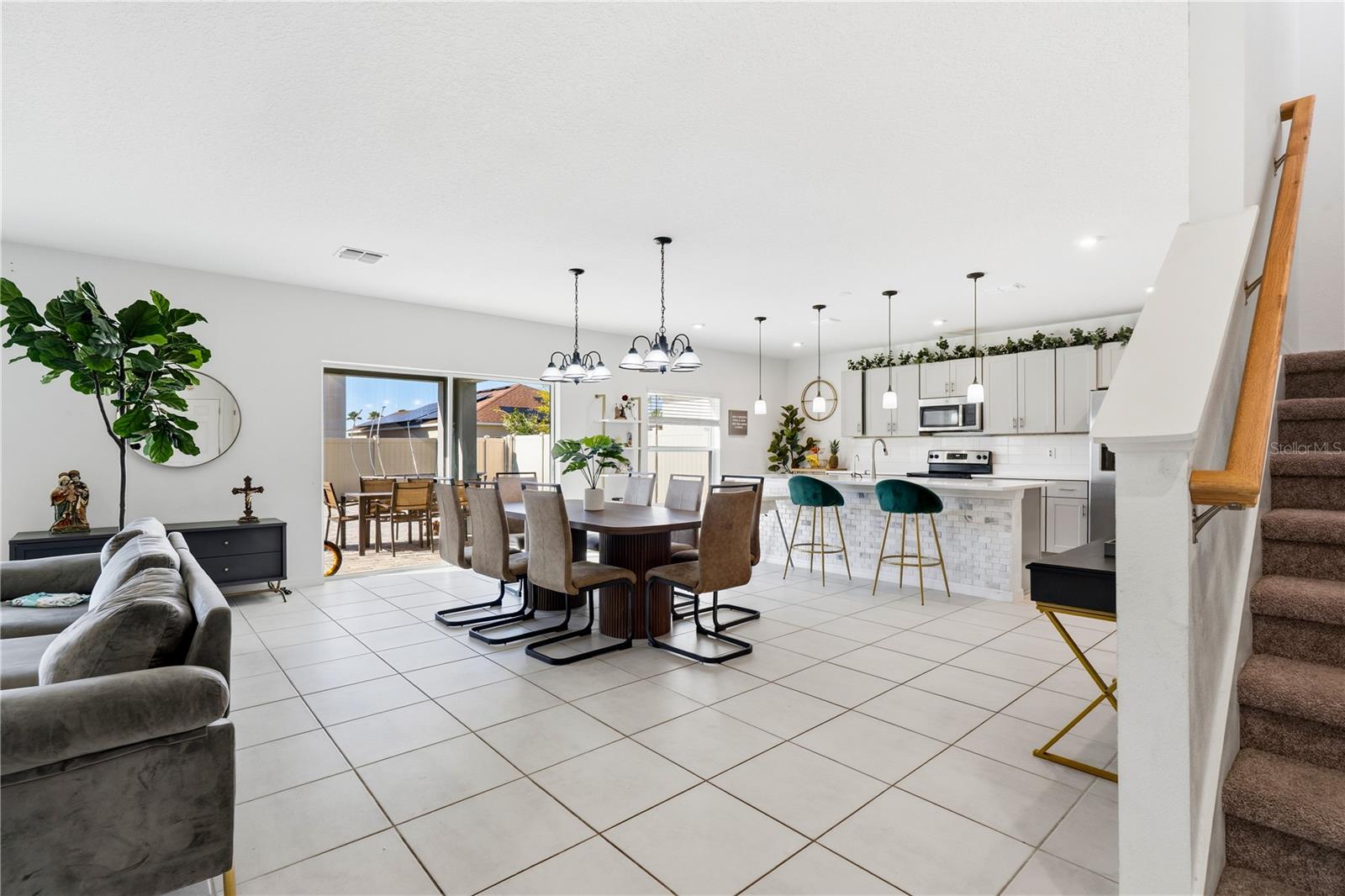 TIERRA DEL SOL EAST - Residential