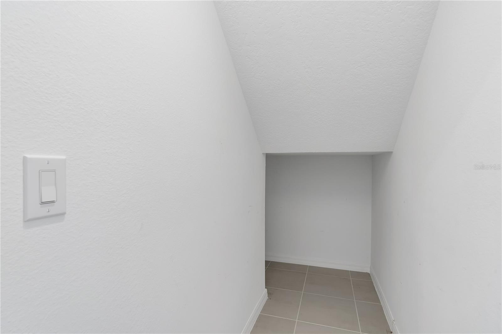 TIERRA DEL SOL EAST - Residential