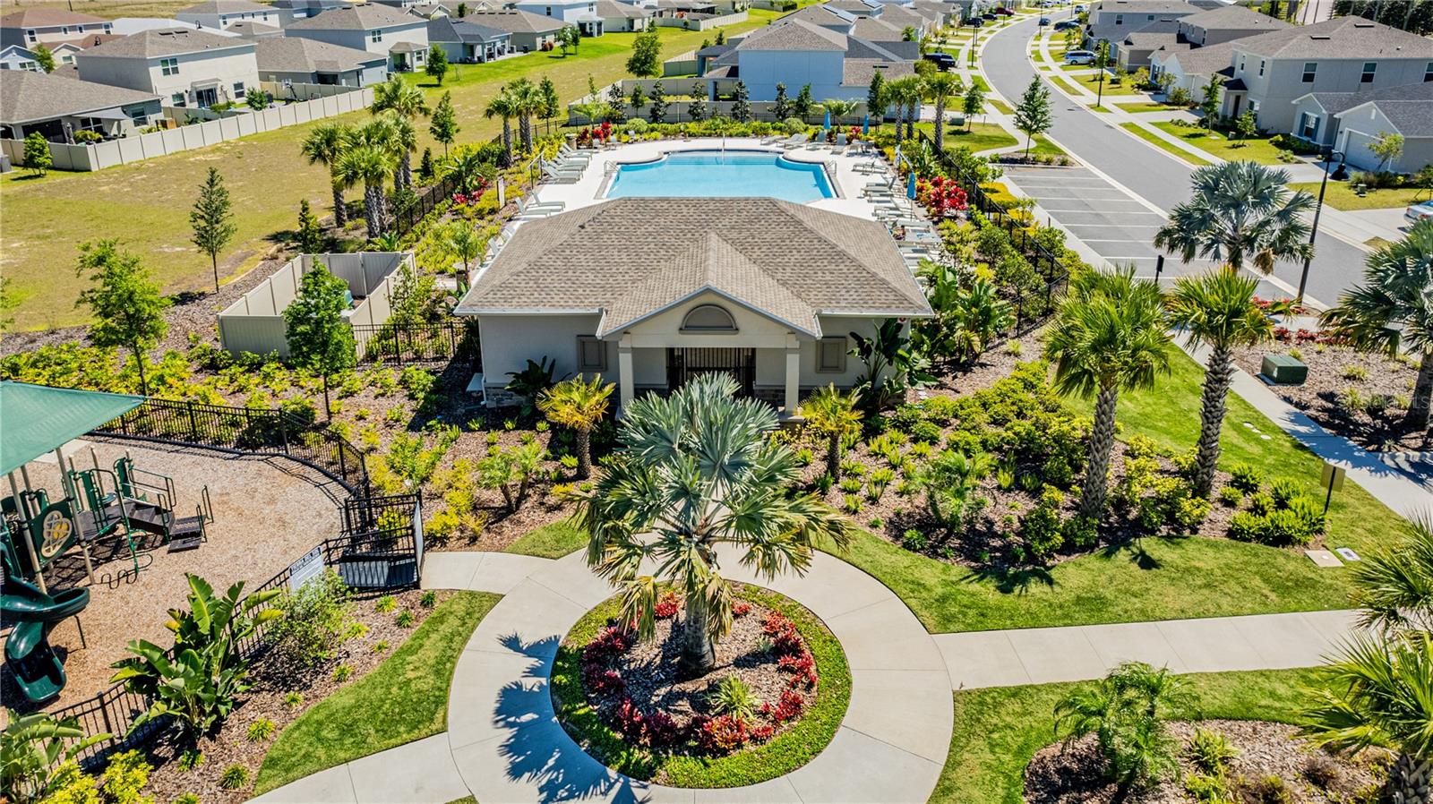 TIERRA DEL SOL EAST - Residential