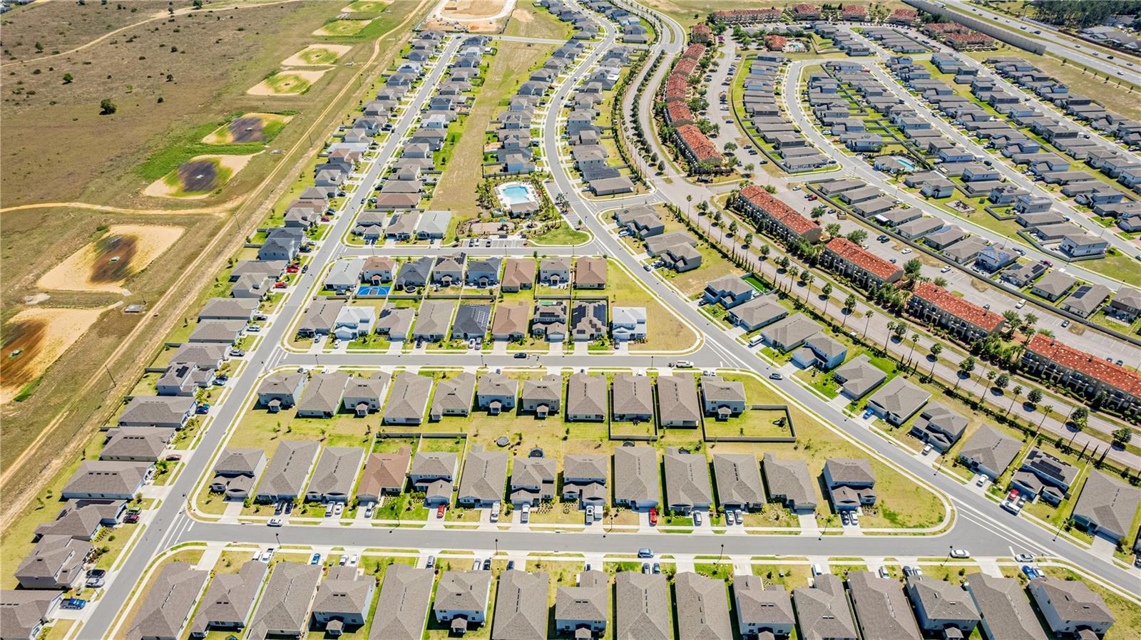 TIERRA DEL SOL EAST - Residential