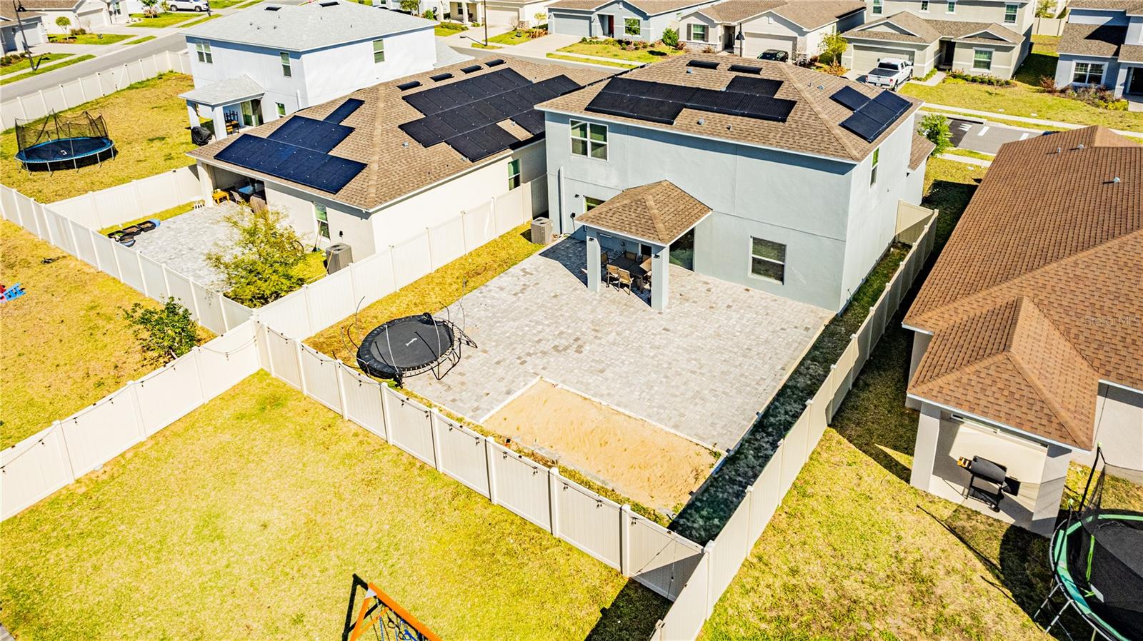 TIERRA DEL SOL EAST - Residential