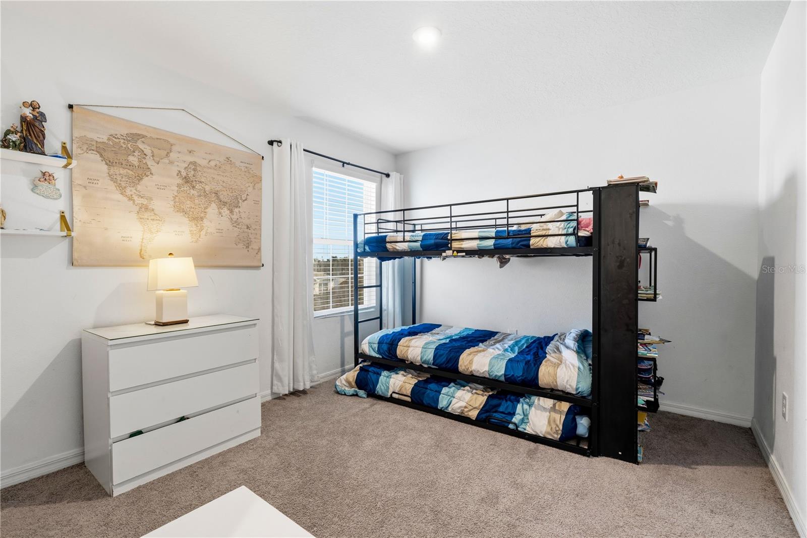 TIERRA DEL SOL EAST - Residential