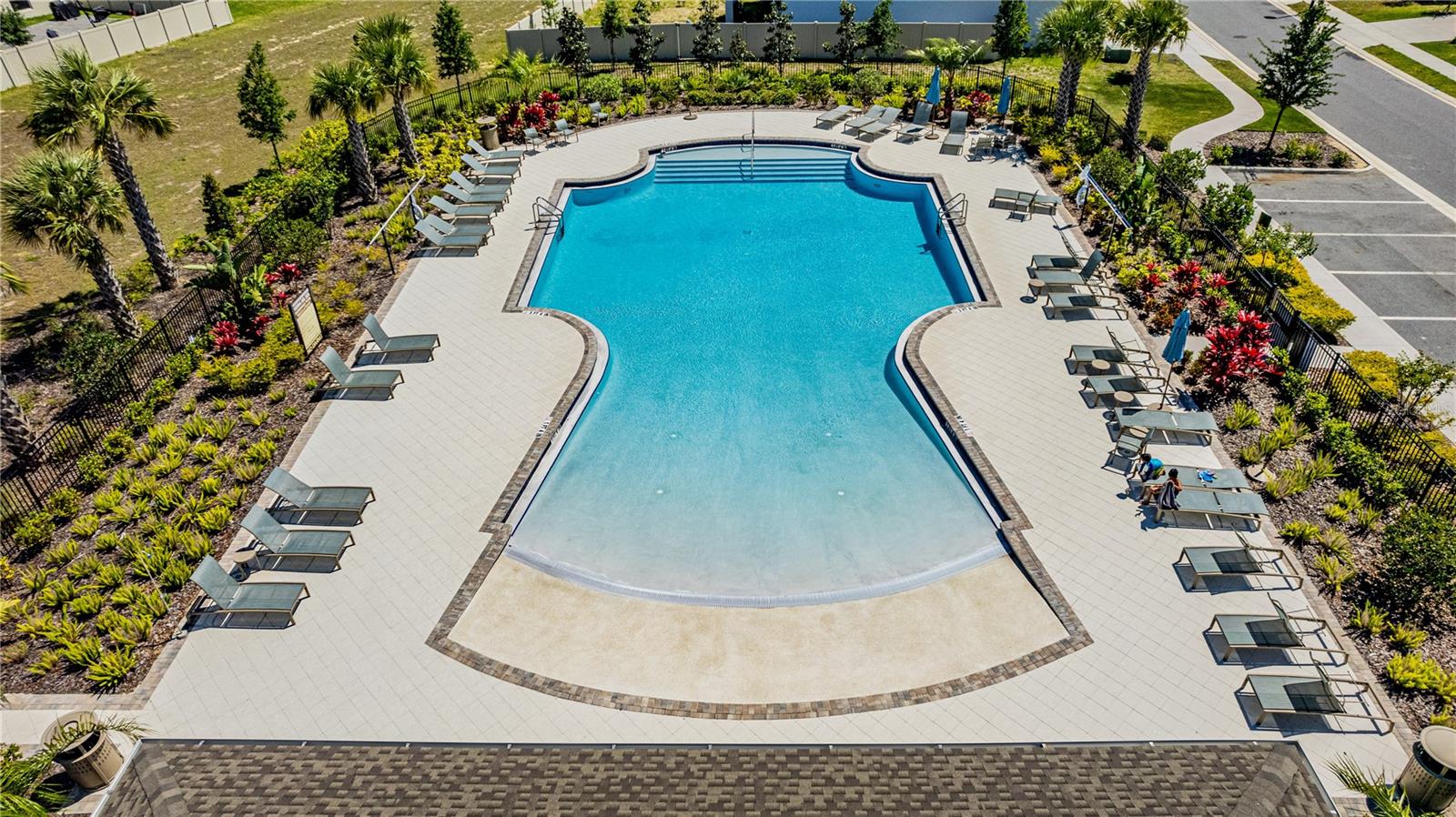 TIERRA DEL SOL EAST - Residential