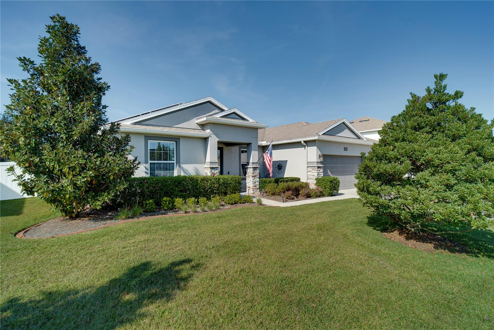 623 LAKE COVE POINTE CIRCLE
