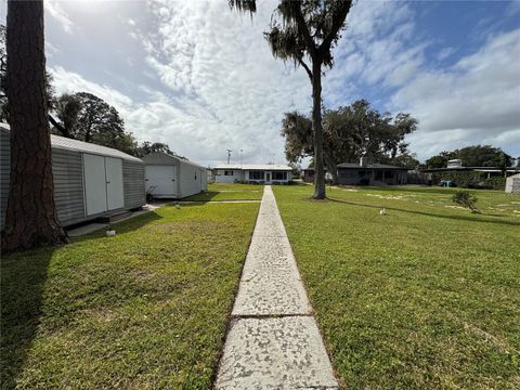 A home in WINTER HAVEN