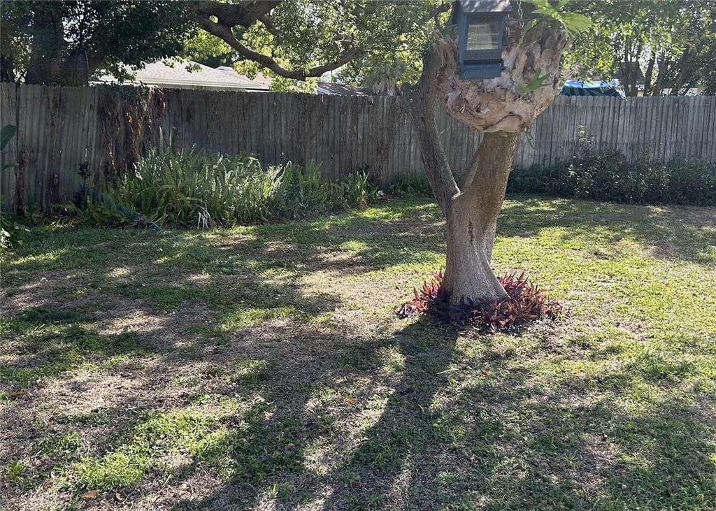 Photo of 1715 Sandalwood Circle SW, Winter Haven, FL 33880 (MLS # P4938520)