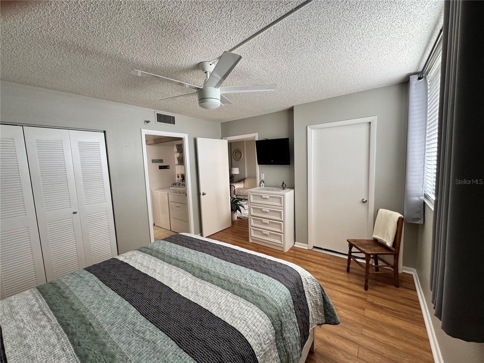 PROMENADES WEST CONDO - Residential