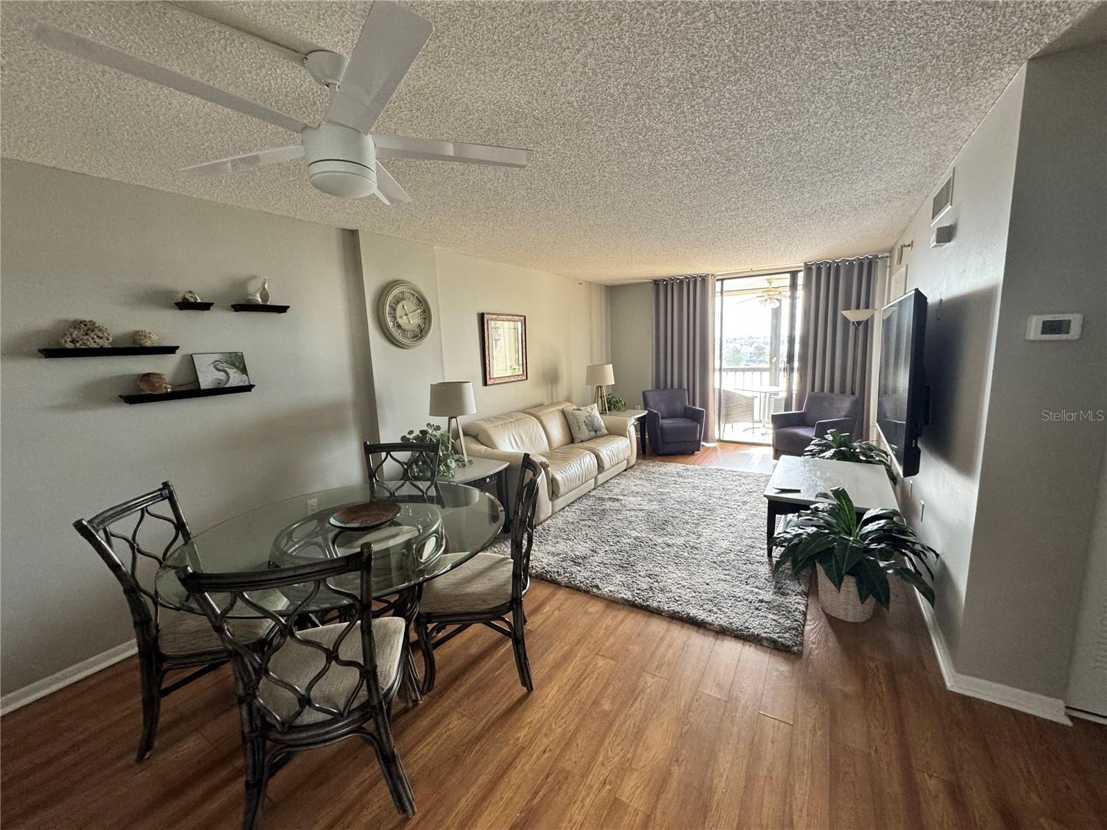 PROMENADES WEST CONDO - Residential