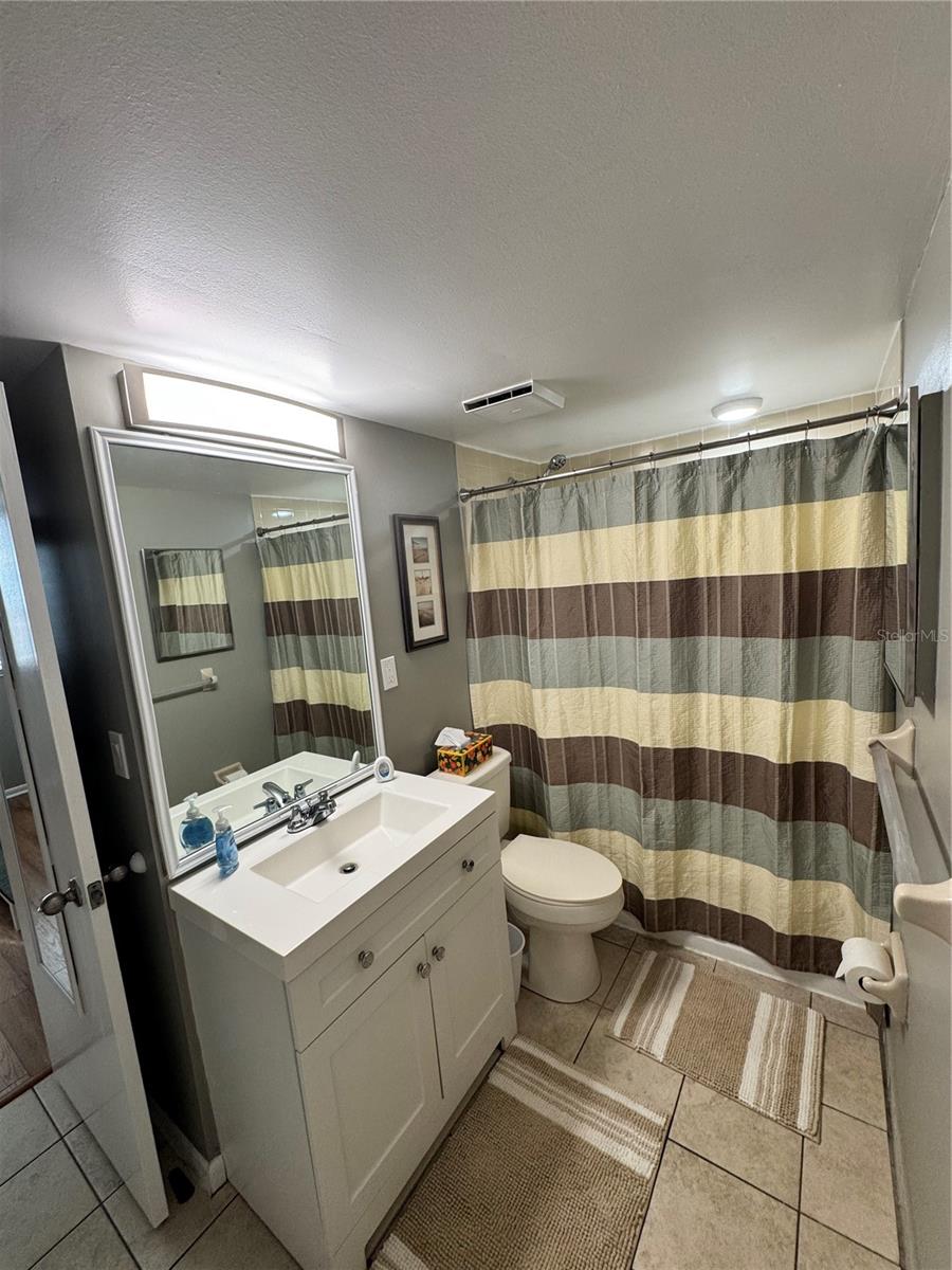 PROMENADES WEST CONDO - Residential