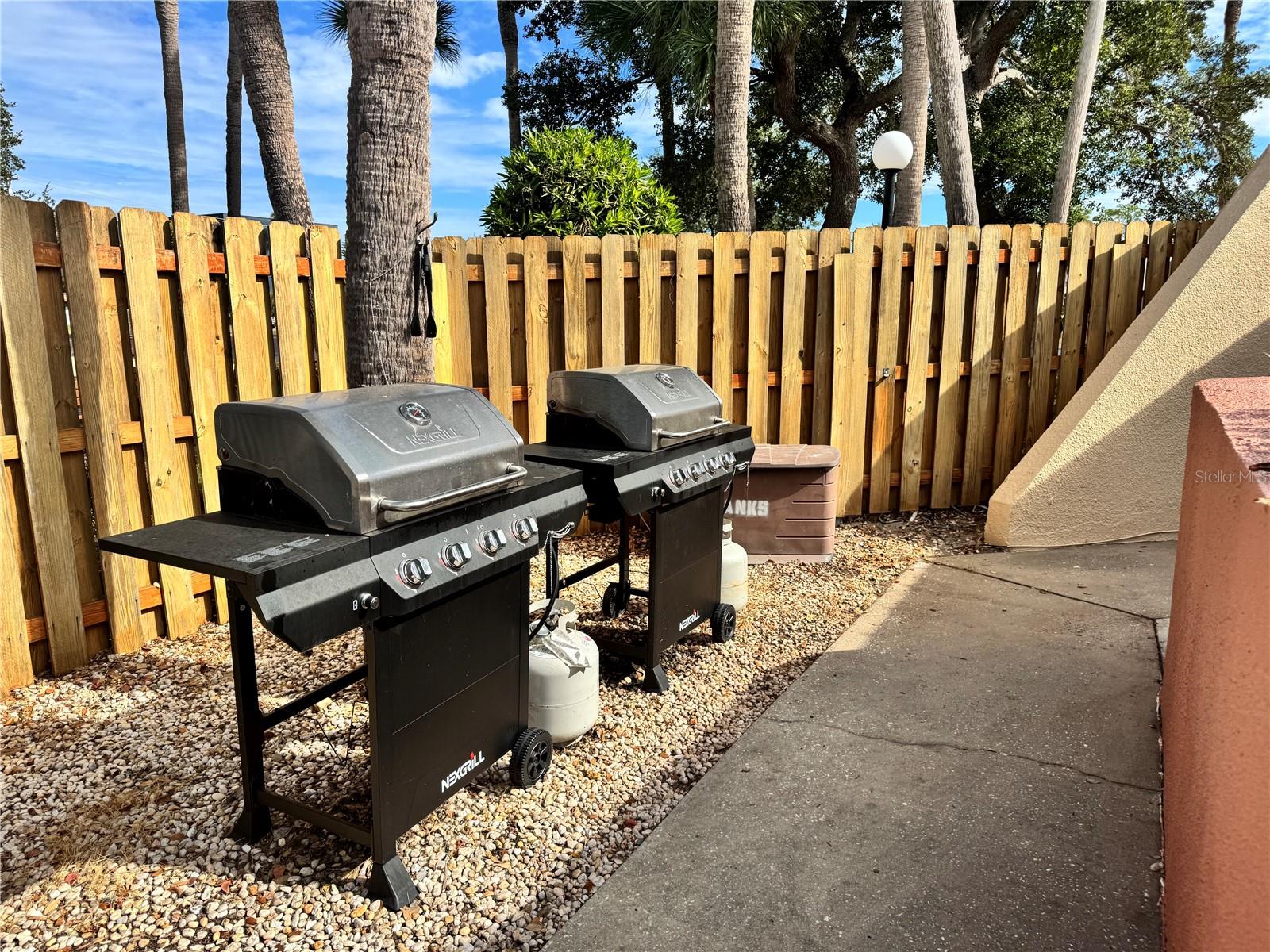 PROMENADES WEST CONDO - Residential