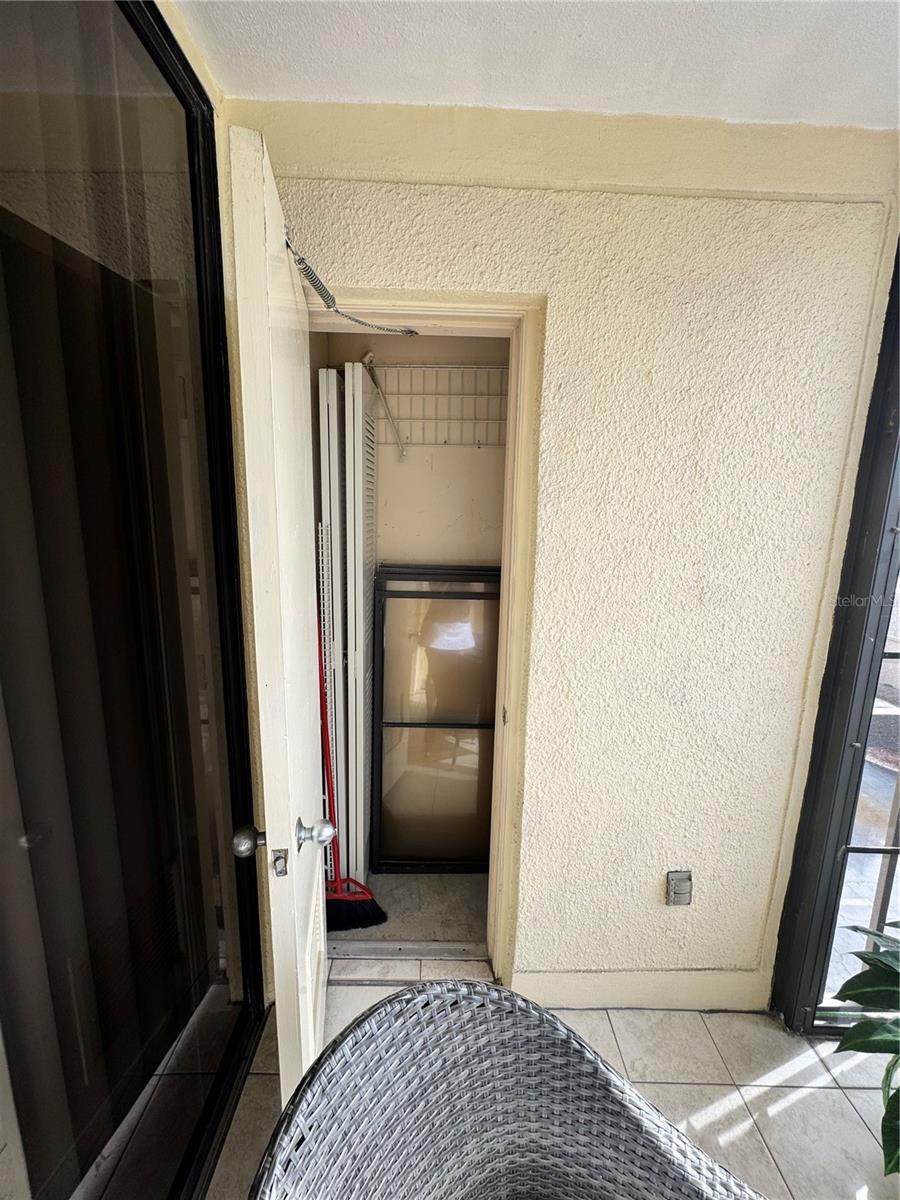 PROMENADES WEST CONDO - Residential