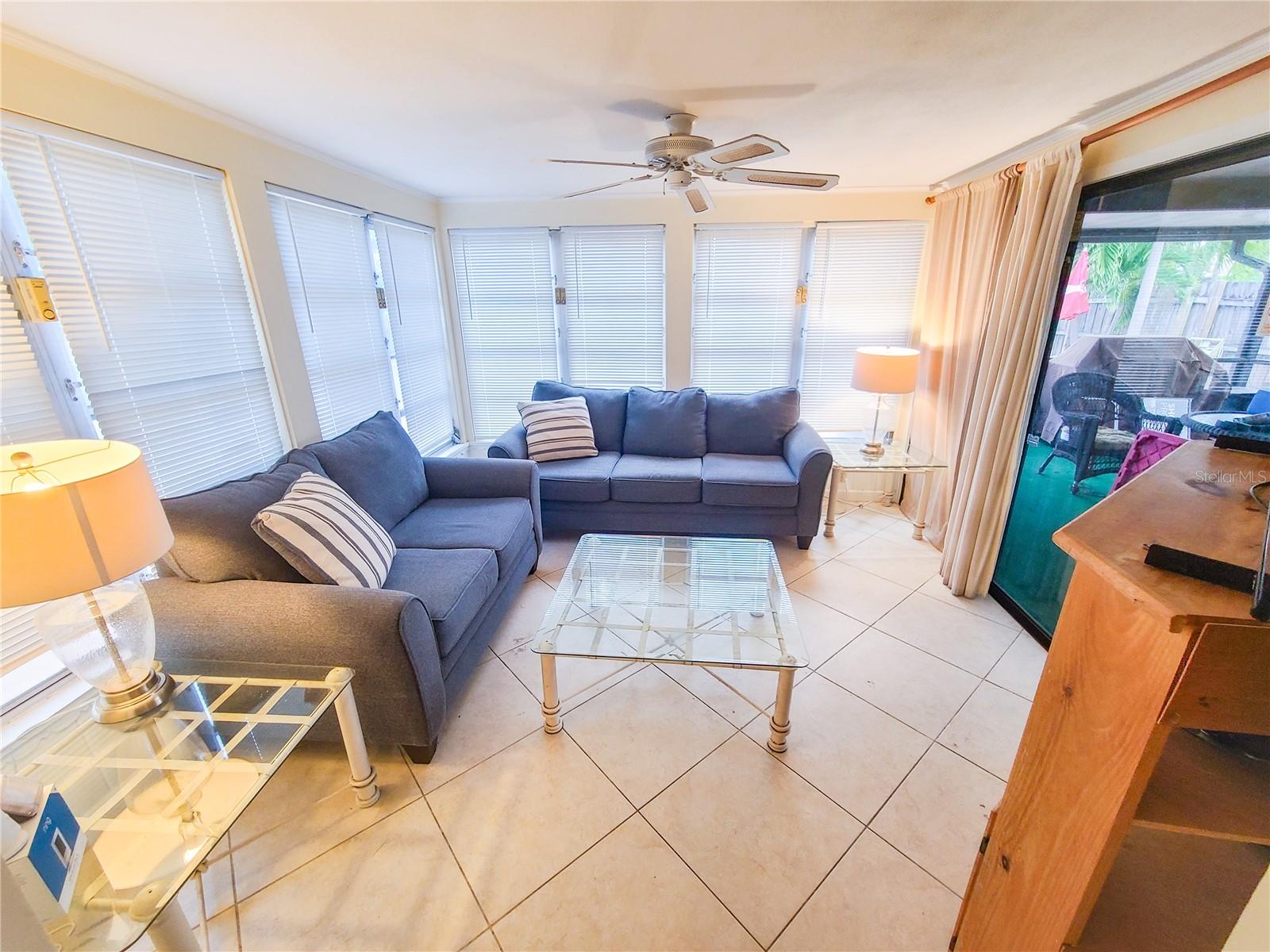 NORTH LAKE WORTH - Residential