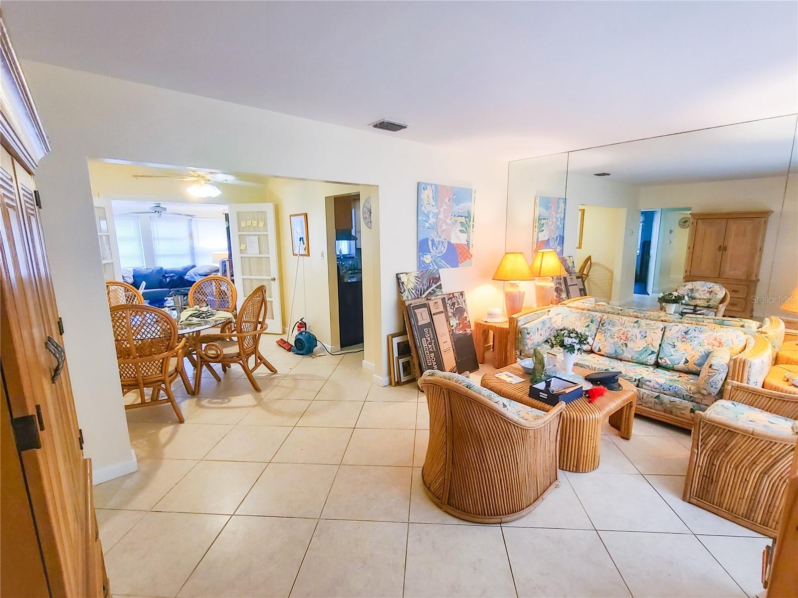 NORTH LAKE WORTH - Residential