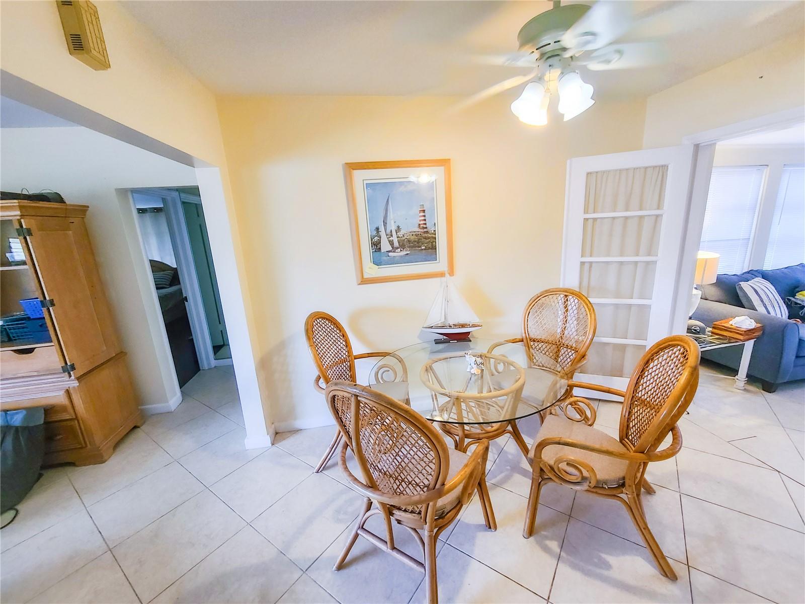 NORTH LAKE WORTH - Residential