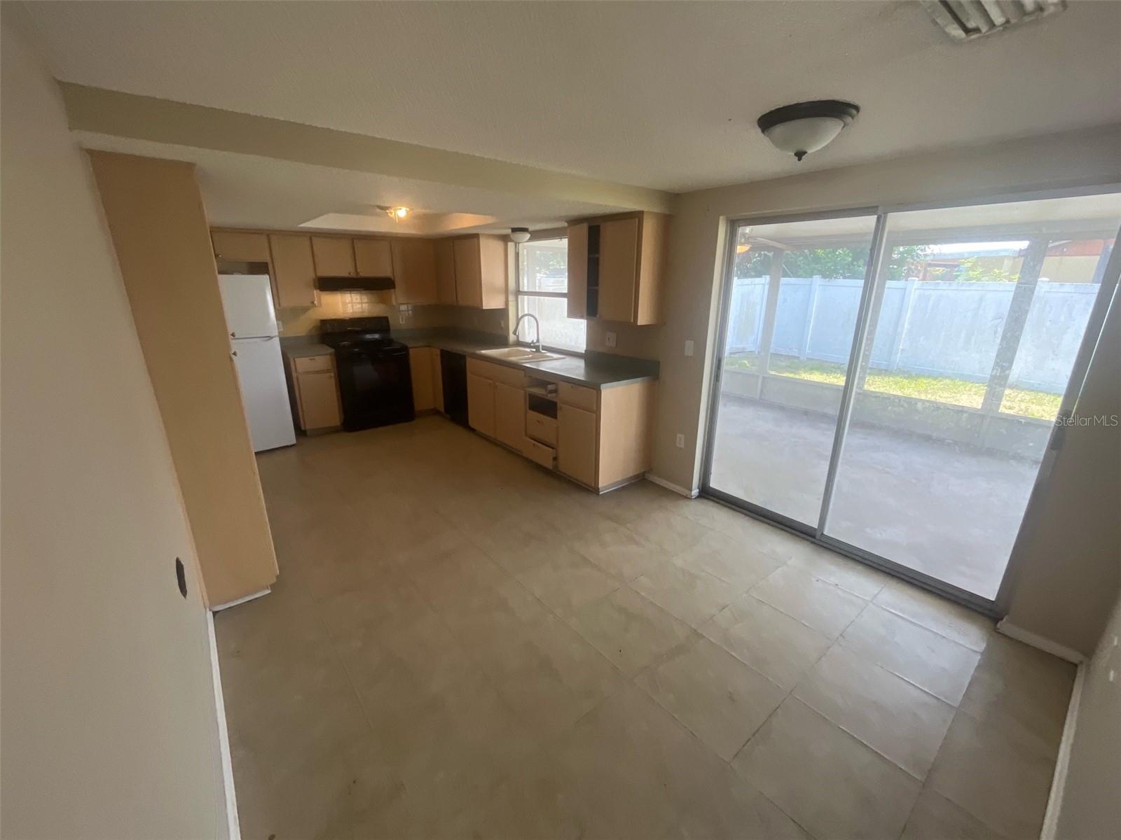 6646 ALBEMARLE PARKWAY