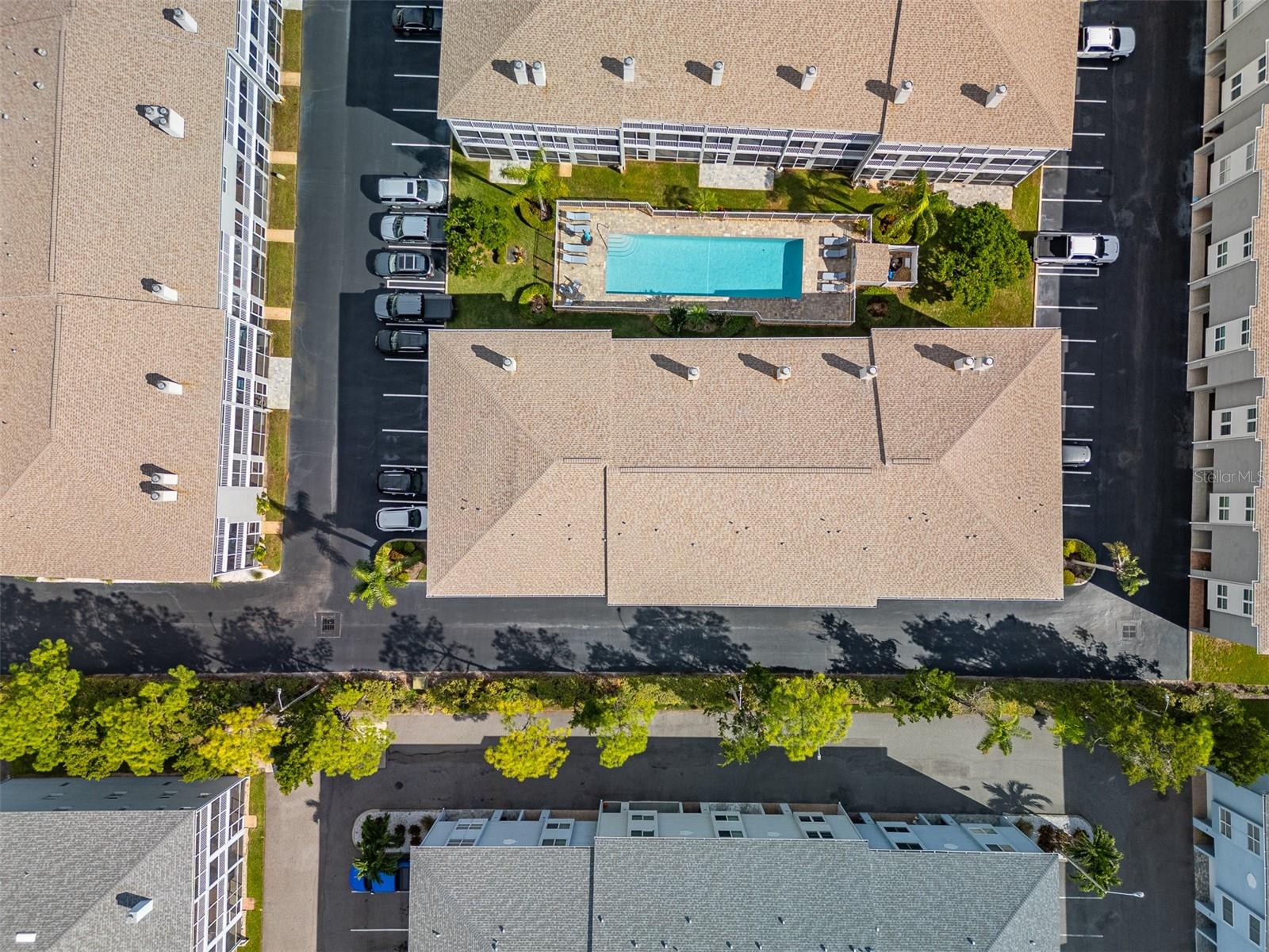 TIERRA SHORES TWNHMS - Residential