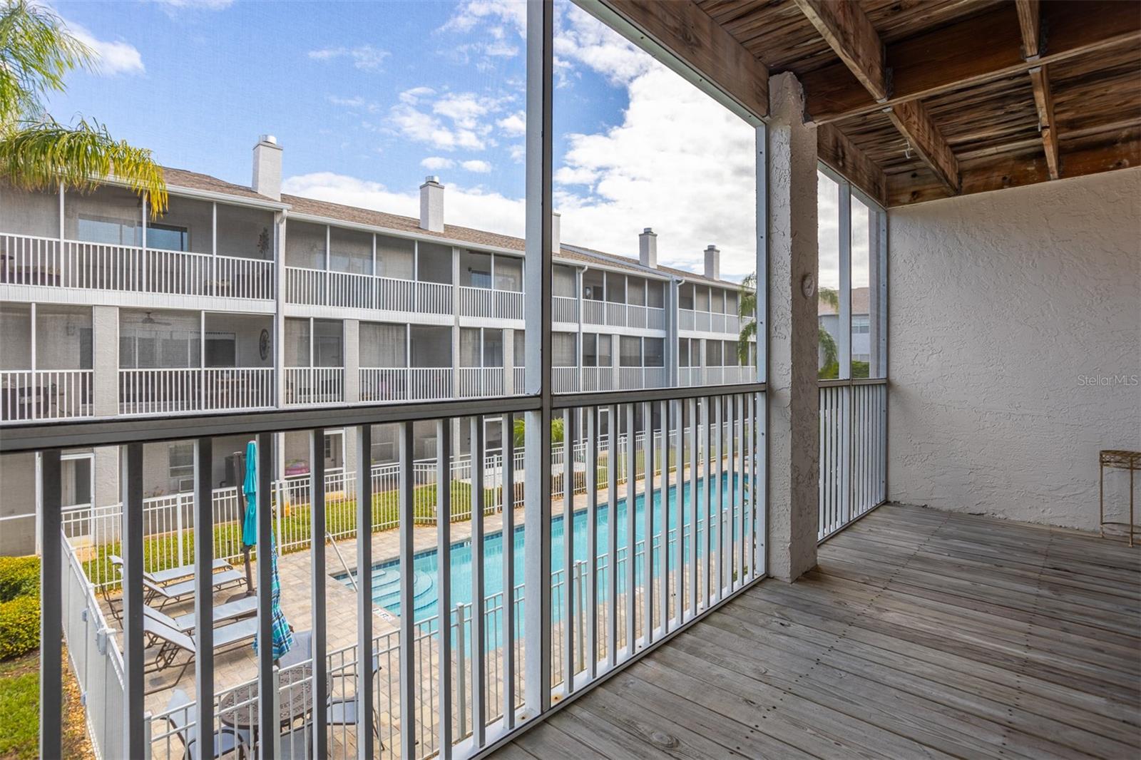 TIERRA SHORES TWNHMS - Residential