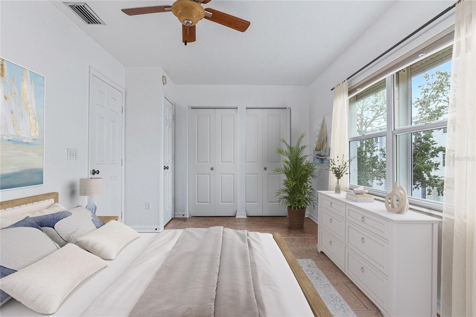 TIERRA SHORES TWNHMS - Residential