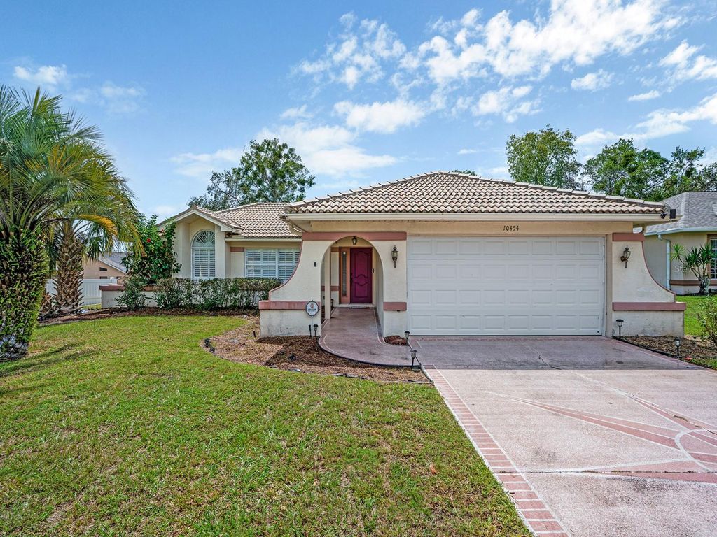 Photo of 10454 Ventura Drive, Spring Hill, FL 34608 (MLS # TB8434551)