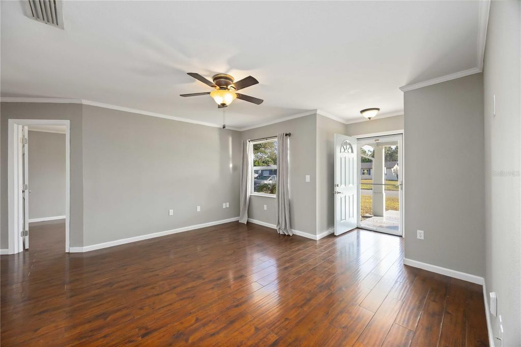 Photo of 1029 Elaine Street, Venice, FL 34285 (MLS # N6141824)