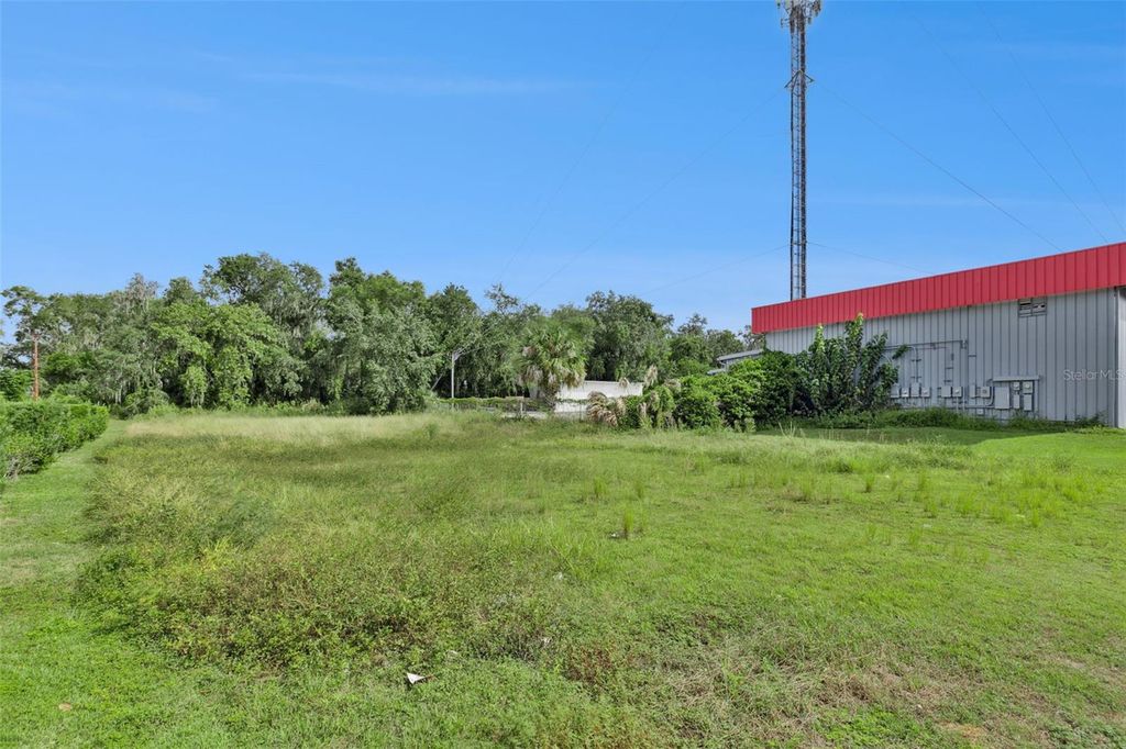 Photo of E North Boulevard, Leesburg, FL 34748 (MLS # O6349523)