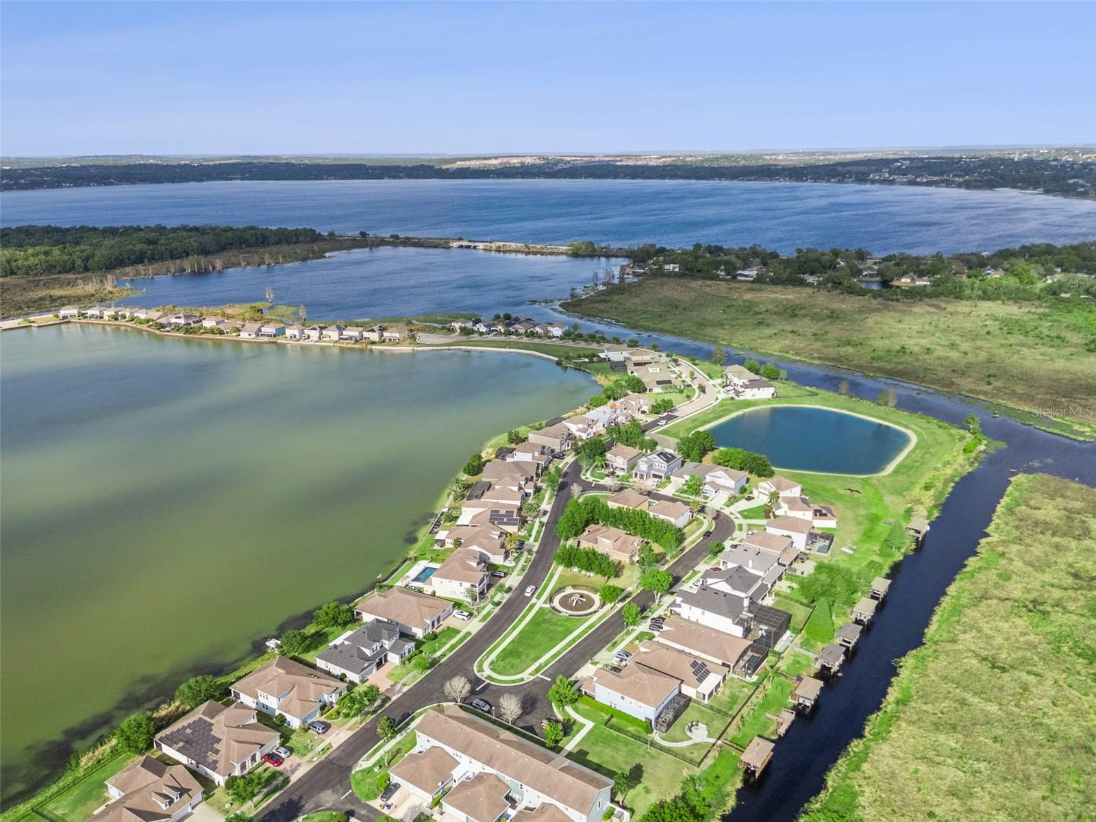 WATERSIDE POINTE PH I - Residential