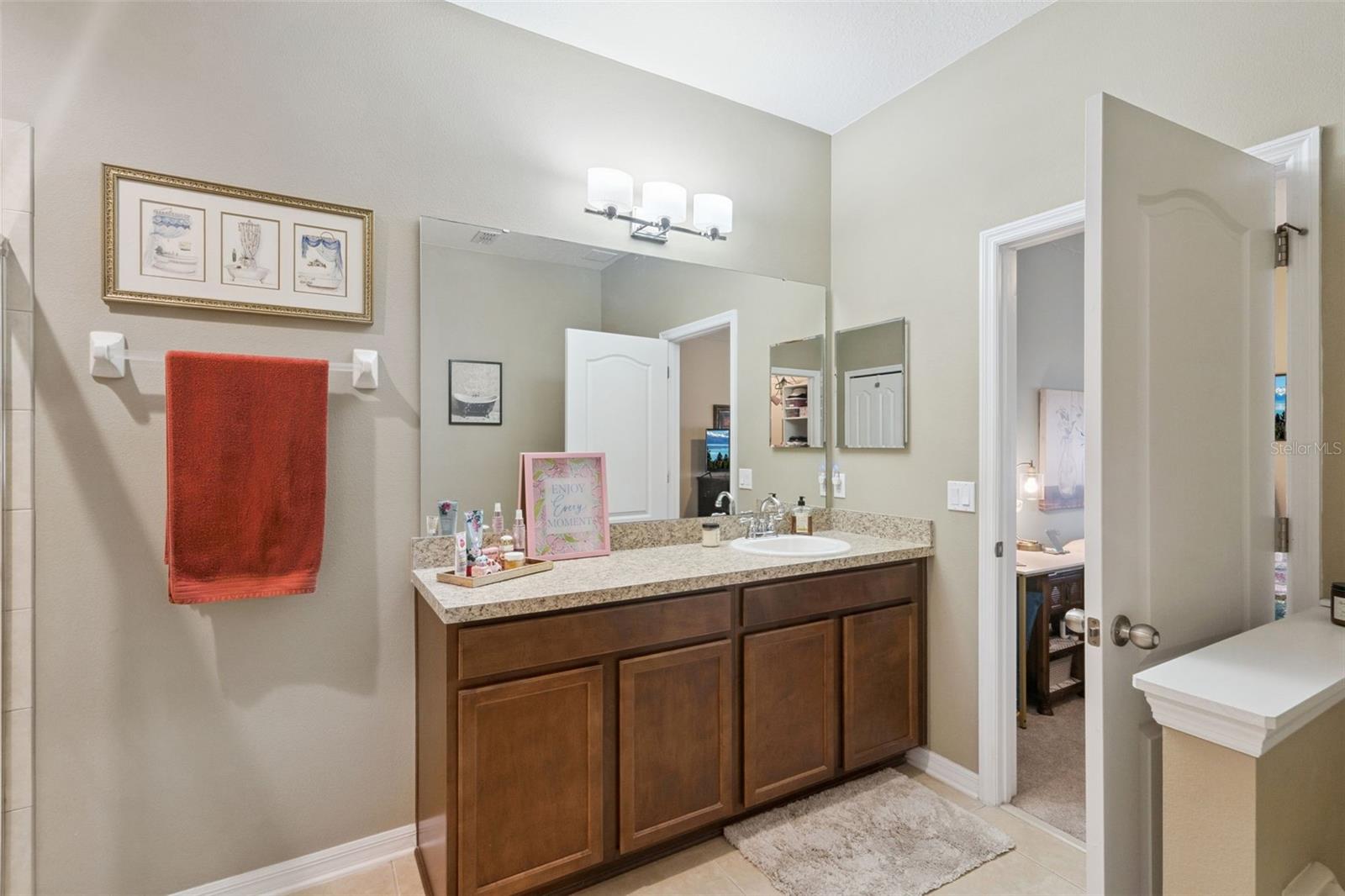 WATERSIDE POINTE PH I - Residential