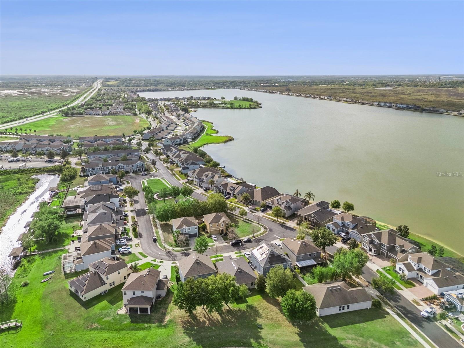 WATERSIDE POINTE PH I - Residential