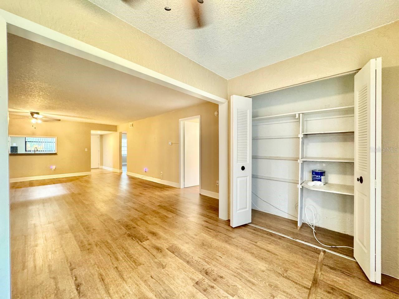 IMPERIAL OAKS CONDO - Residential Lease