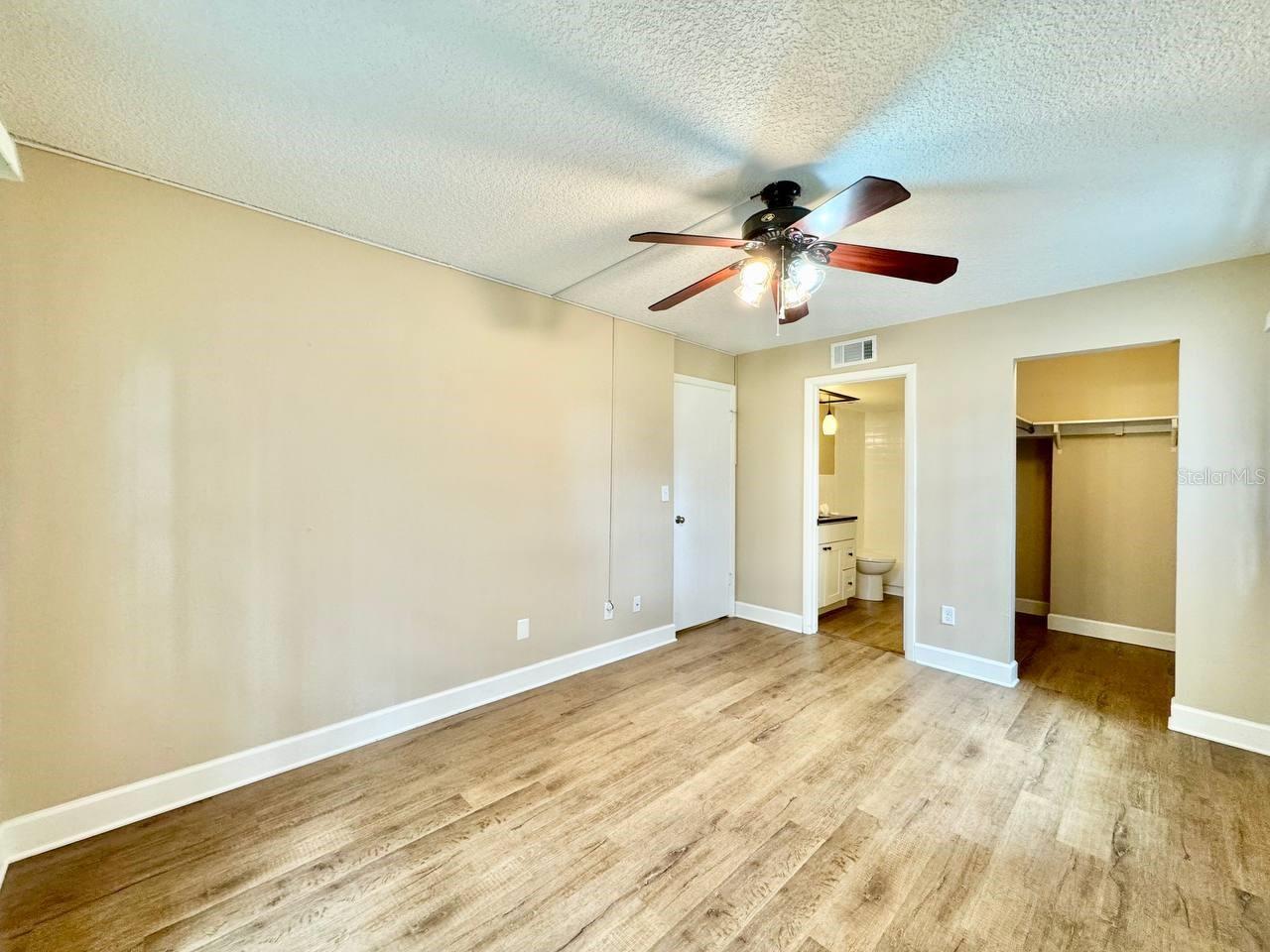 IMPERIAL OAKS CONDO - Residential Lease