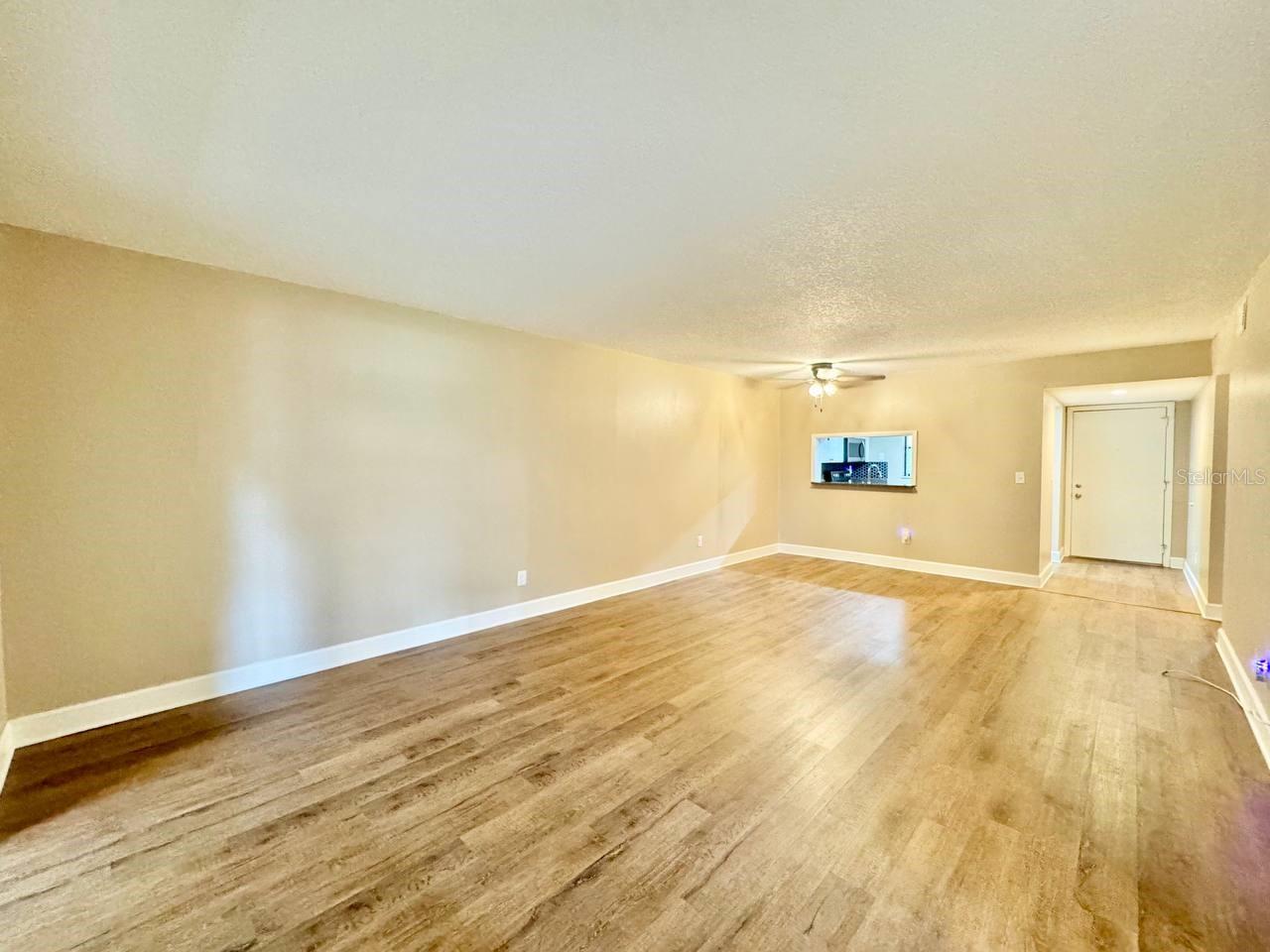 IMPERIAL OAKS CONDO - Residential Lease