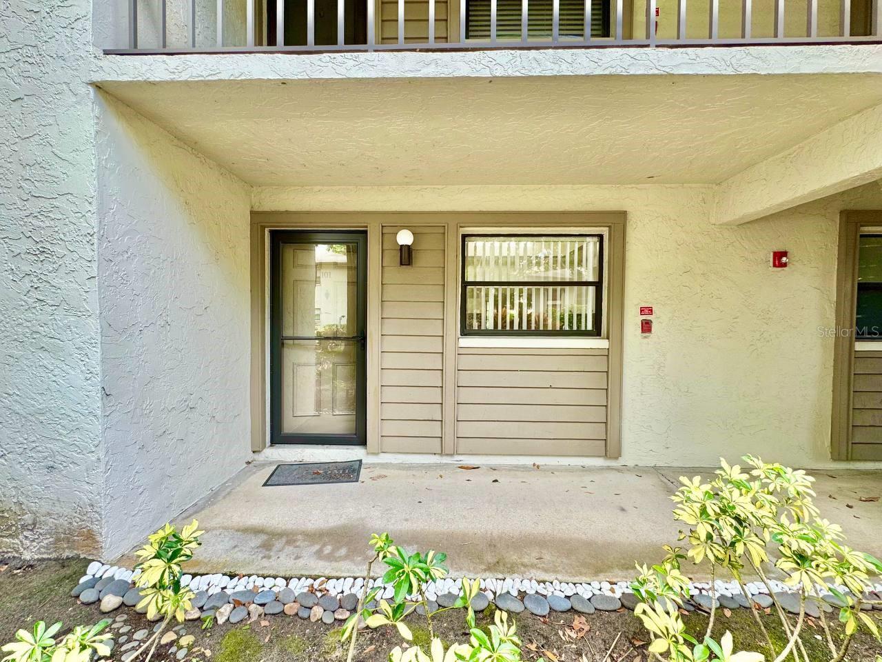 IMPERIAL OAKS CONDO - Residential Lease