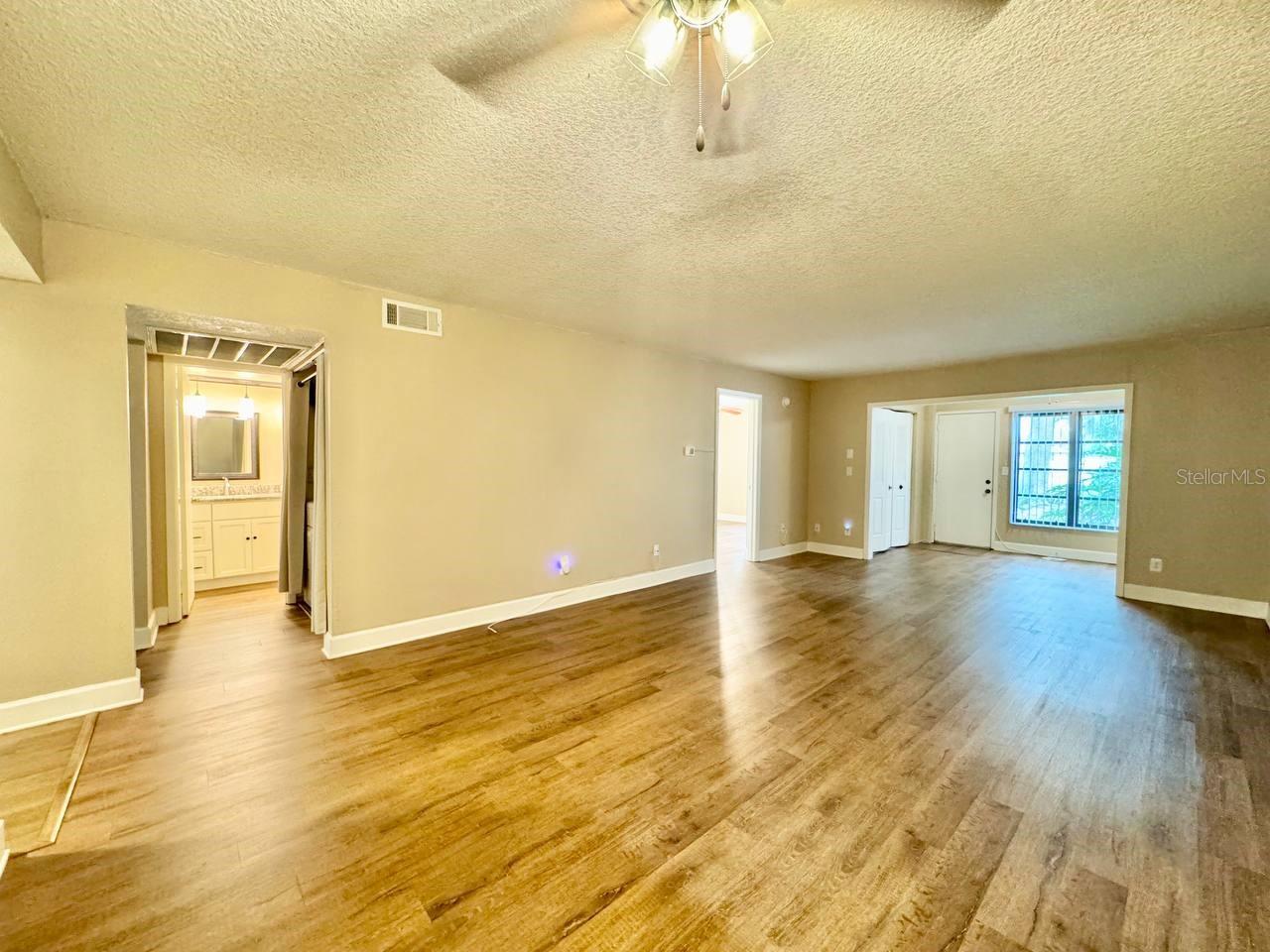 IMPERIAL OAKS CONDO - Residential Lease
