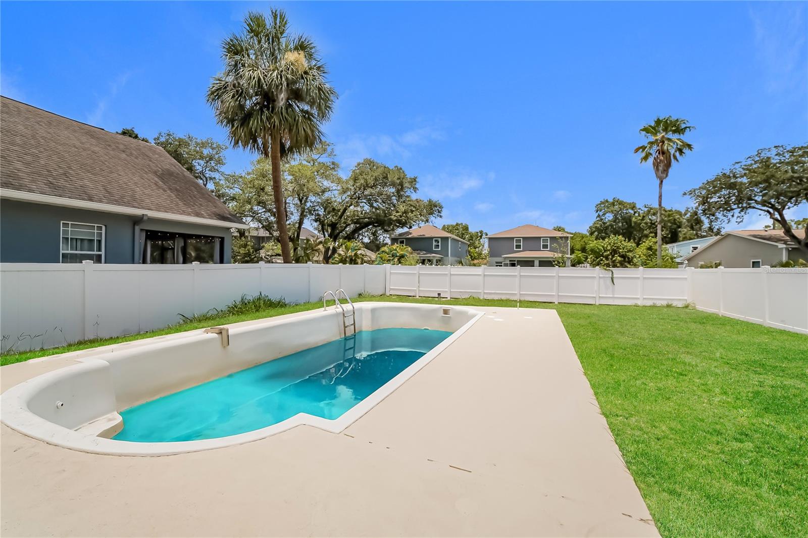 INTERBAY - Residential Lease