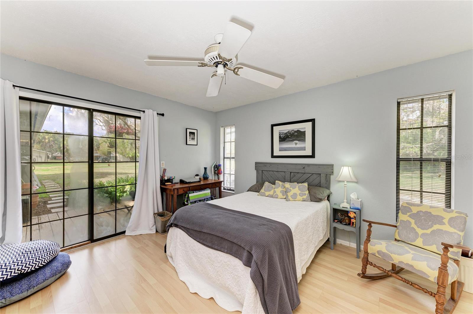 ELWOOD PARK - Residential