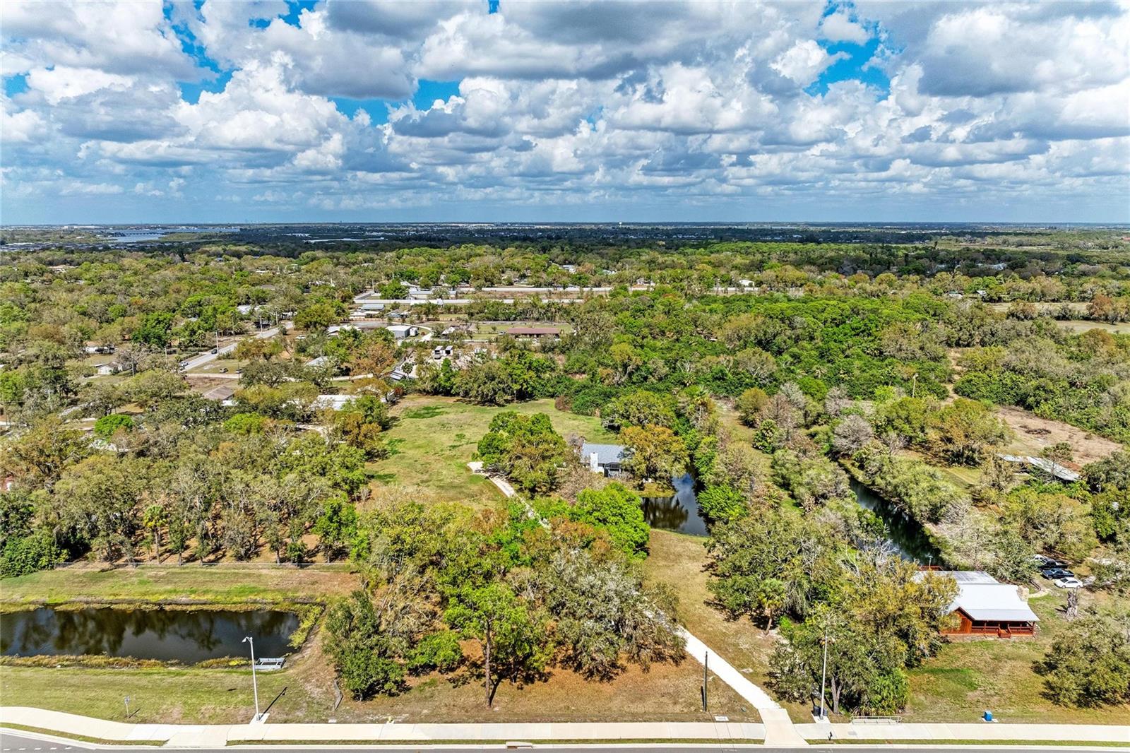 ELWOOD PARK - Residential